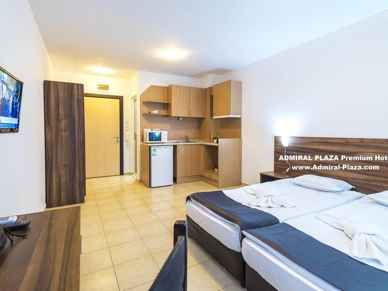 Admiral Plaza 163272