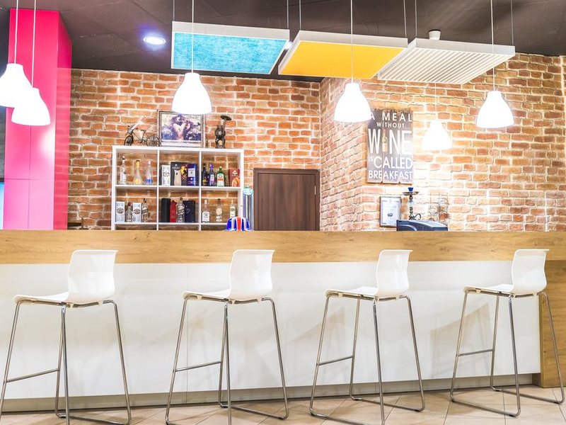 Admiral Plaza 163286