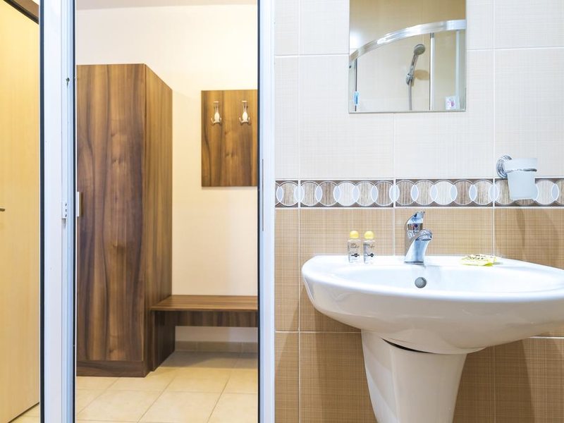 Admiral Plaza 163289