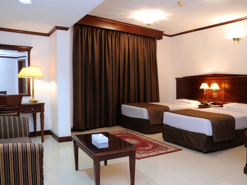 Admiral Plaza Hotel 44901