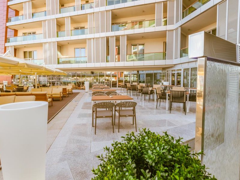 Adria Hotel  306908