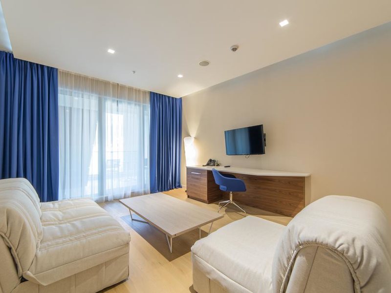Adria Hotel  306918