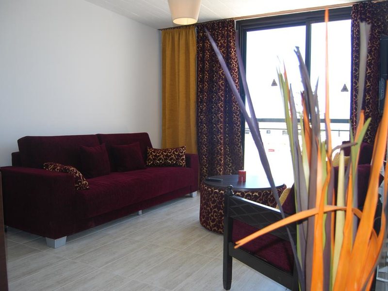 Agrino Hotel Apts 204213