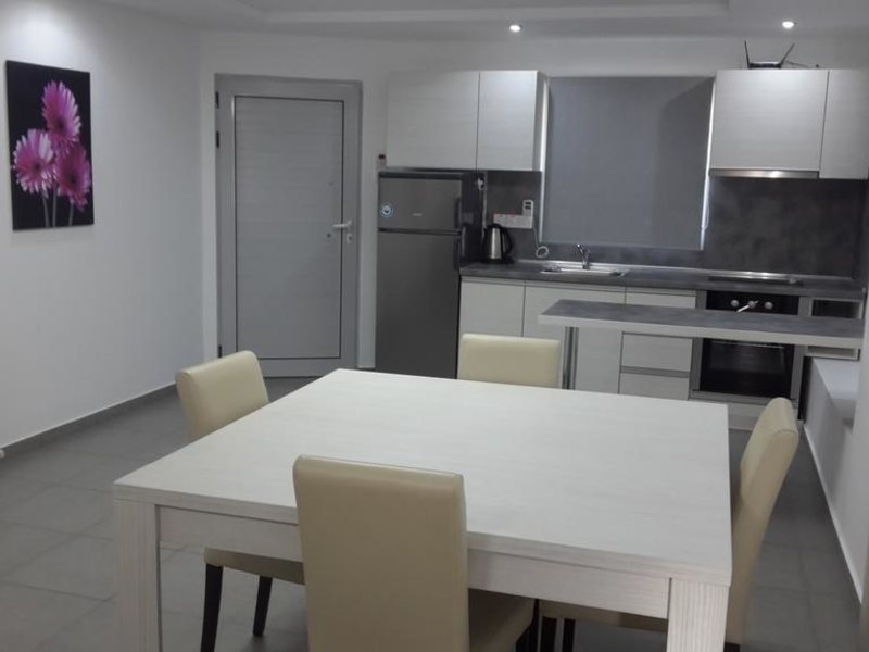 Agrino Hotel Apts 204224