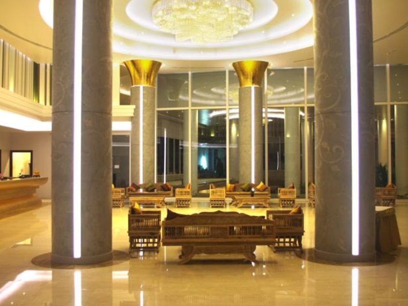 Aiyara Grand Hotel 138867