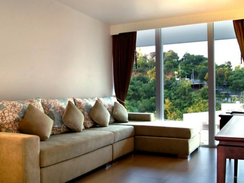 Aiyara Grand Hotel 138870