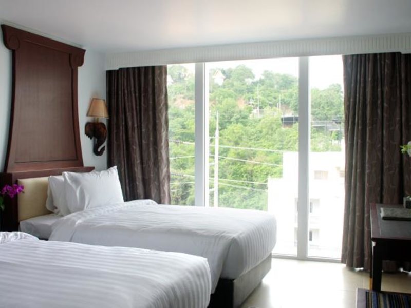 Aiyara Grand Hotel 138873