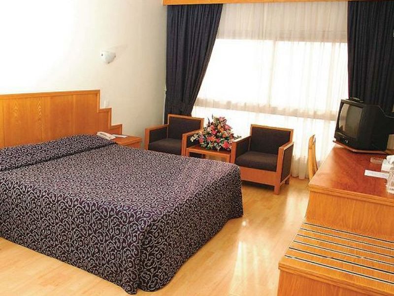 Ajman Beach Hotel 44906