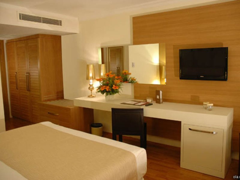 Akka Alinda Hotel  (ex 9869