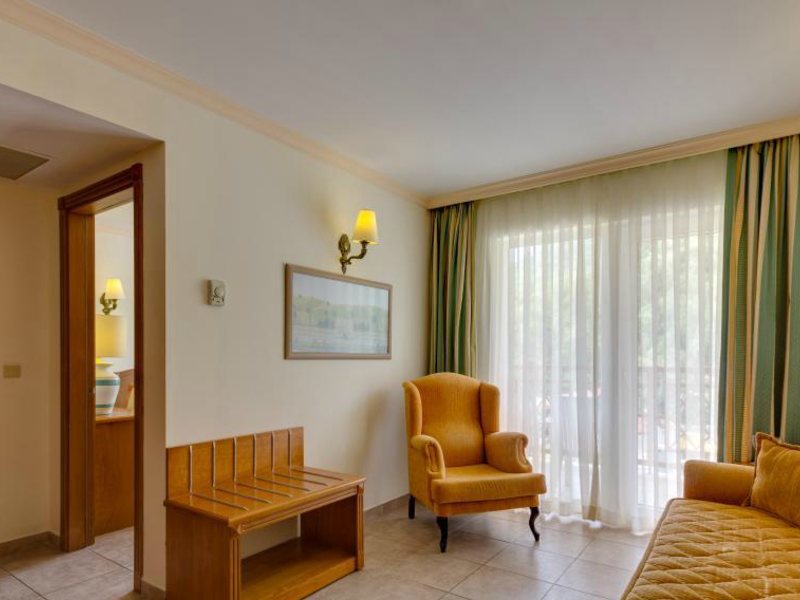 Akka Claros Hotel (ex 157842