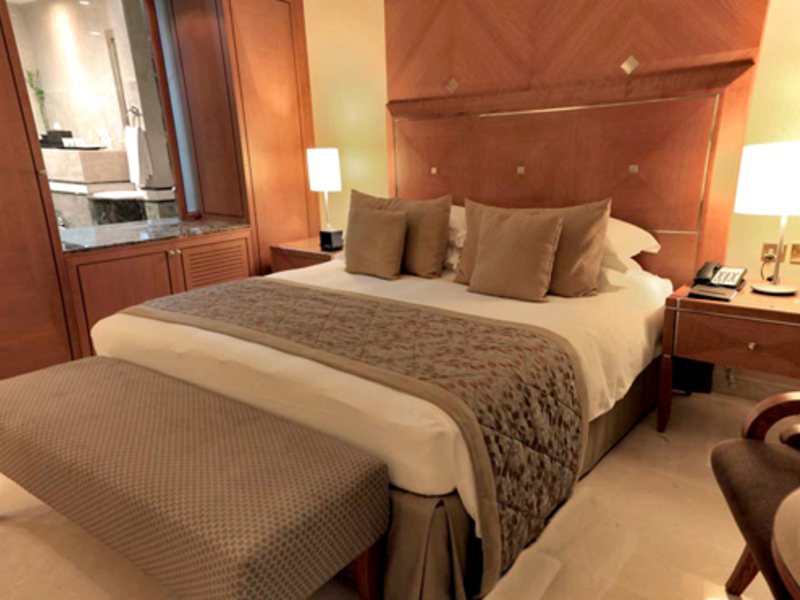 Al Ain Rotana Hotel 111420