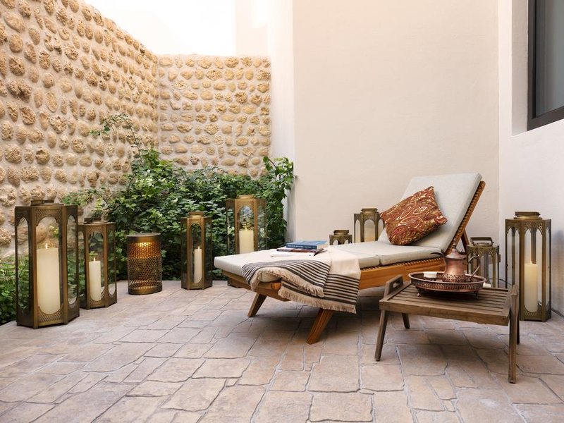 Al Bait Sharjah 299417