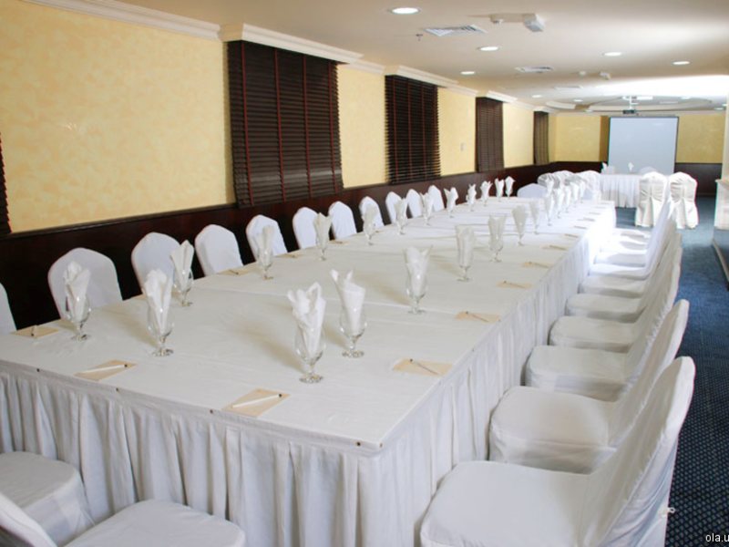 Al Bustan Hotel 14919