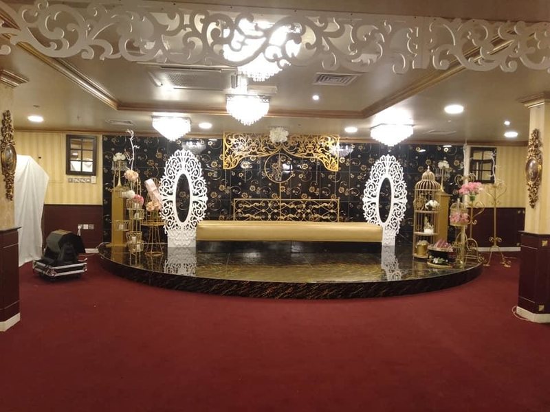 Al Bustan Hotel Sharjah 299451