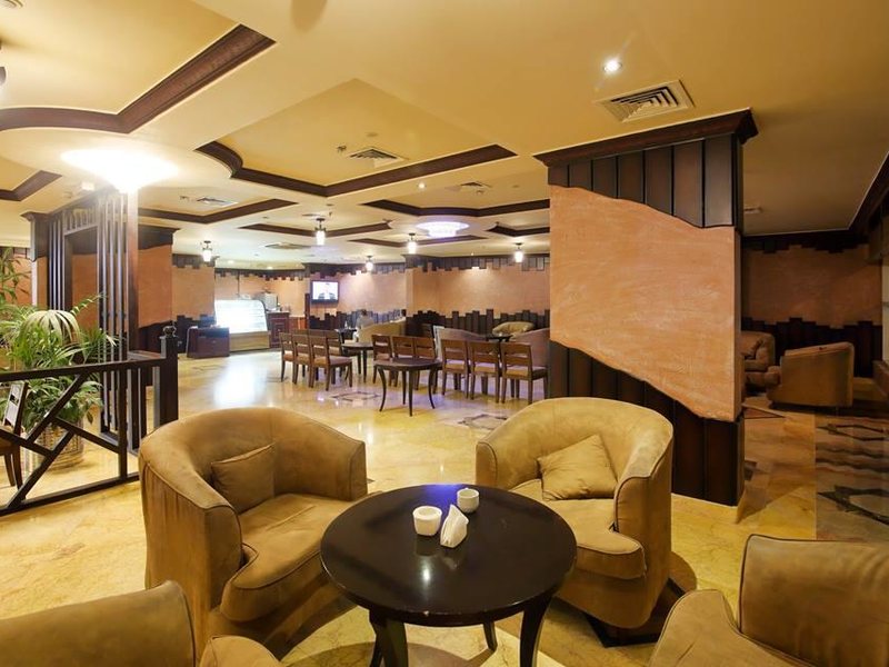 Al Bustan Hotel Sharjah 299453