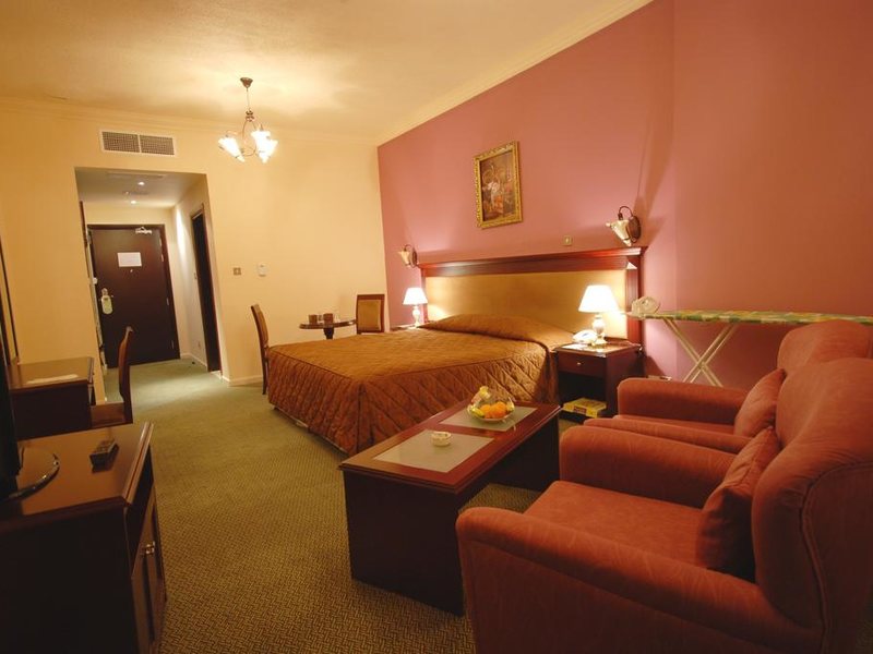 Al Bustan Hotel Sharjah 299471