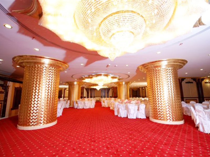 Al Bustan Tower Hotel Suites 44992