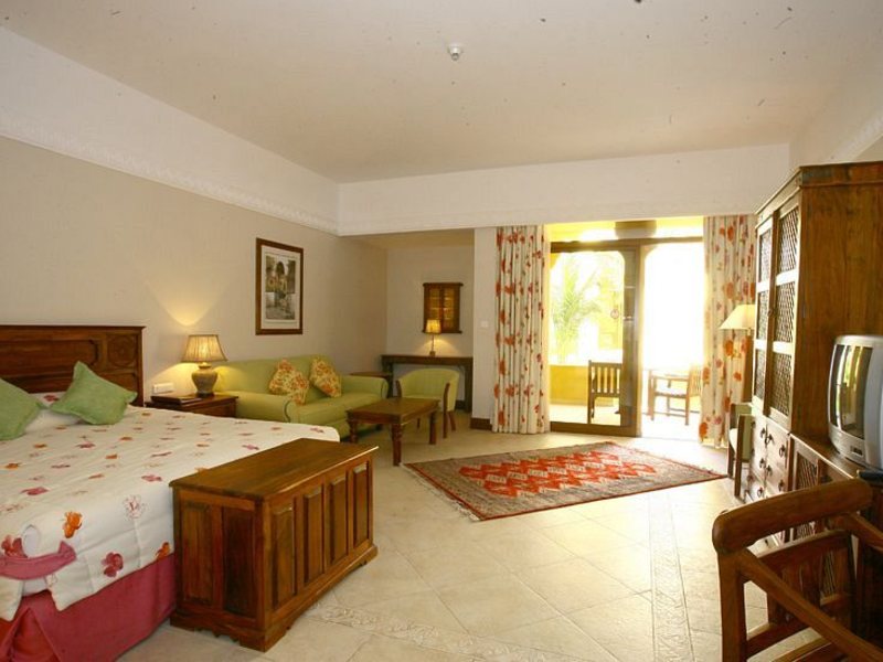 Al Hamra Fort Hotel & Beach Resort 45100