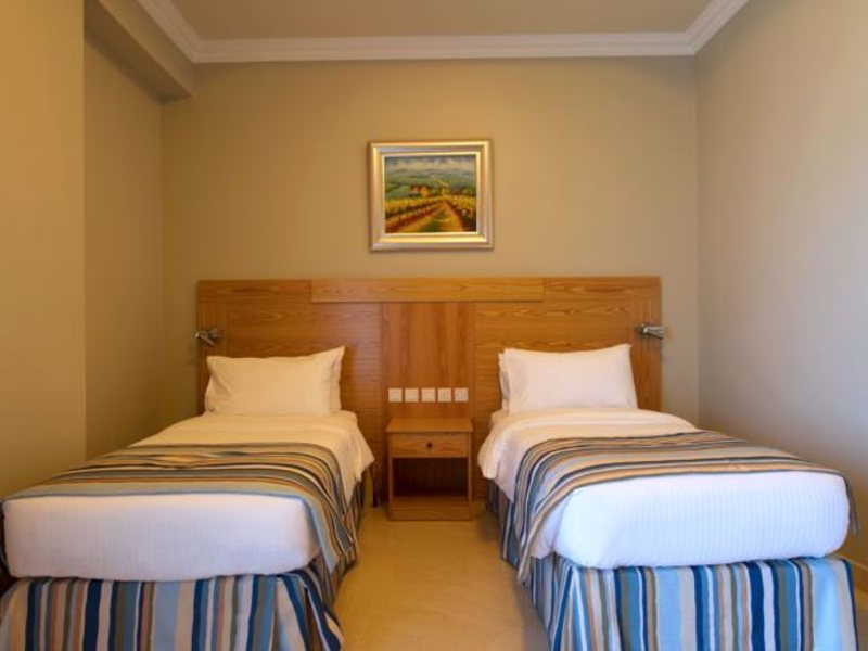 Al Hamra Palace Beach Resort (ex 49705