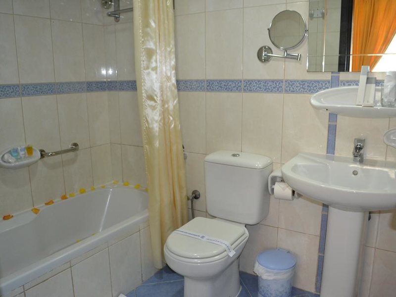 Al Hayat Hotel Apartments 300380