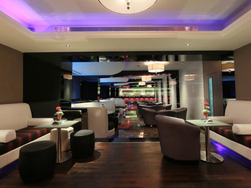 Al Khaleej Palace Hotel 45172