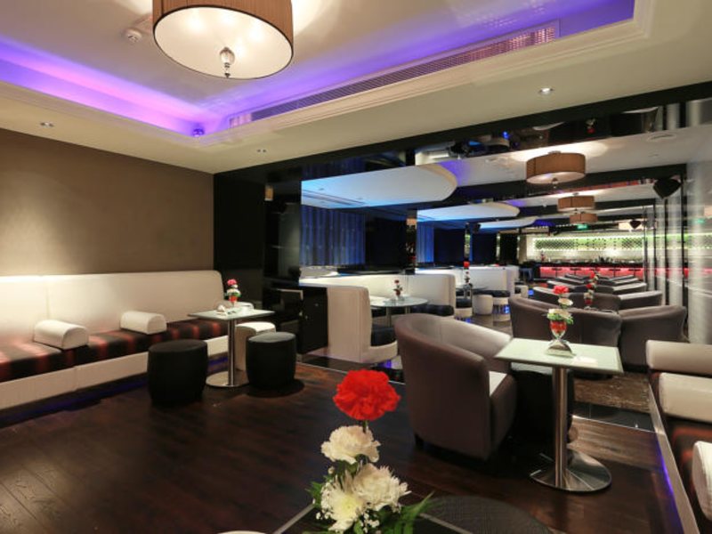 Al Khaleej Palace Hotel 45173