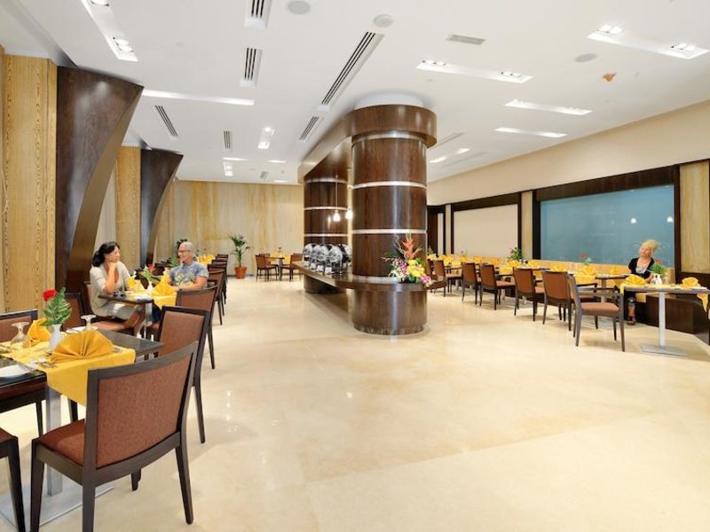 Al Majaz Premiere Hotel Apartments 270264