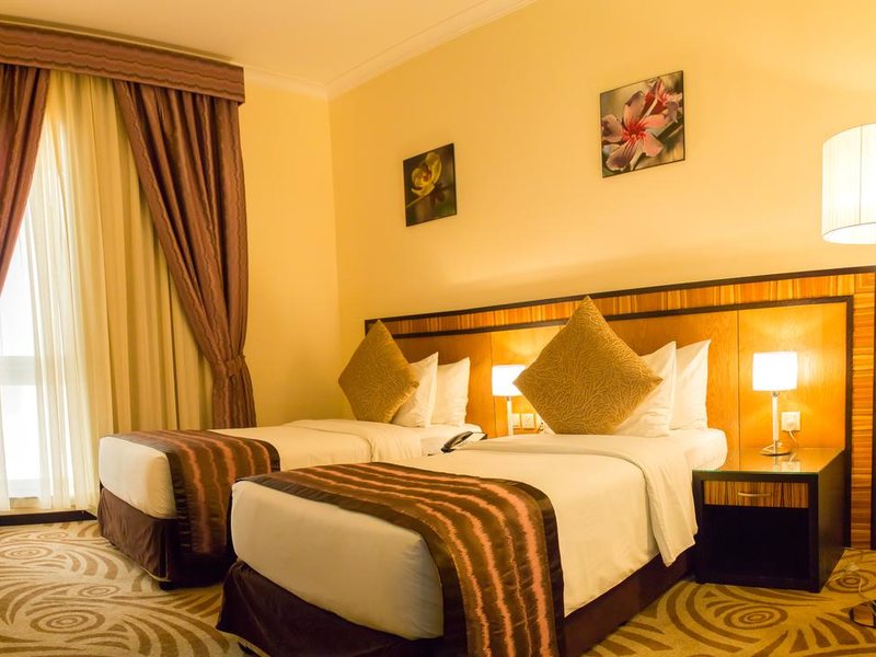 Al Majaz Premiere Hotel Apartments 270270