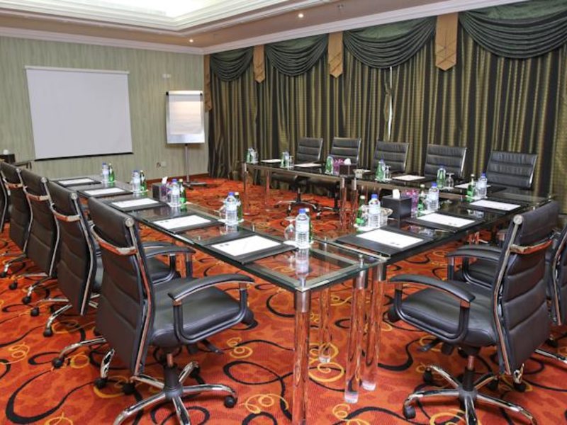 Al Raha Beach Hotel 58041