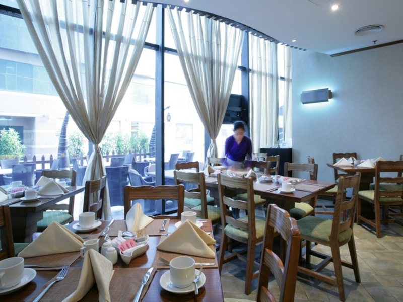 Al Salam Hotel Suites (ex 45820