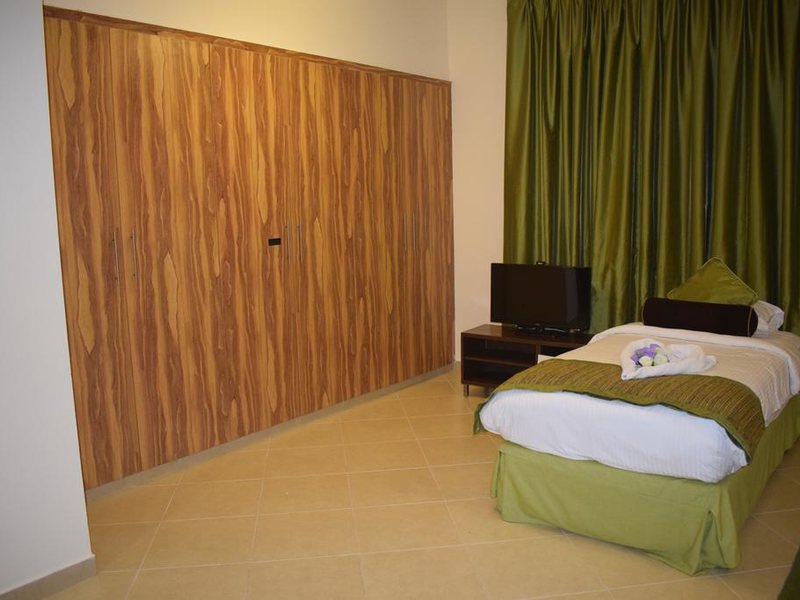 Al Waleed Palace Hotel Apartments Al Barsha 300675