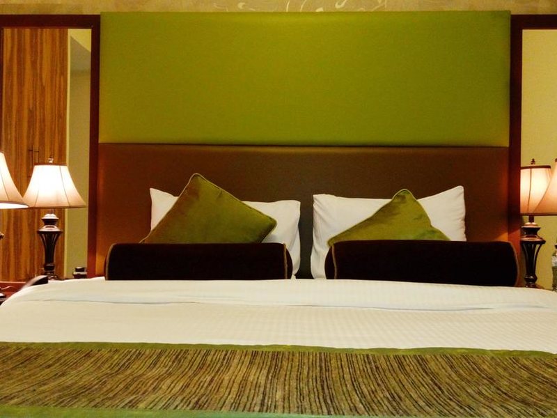 Al Waleed Palace Hotel Apartments Al Barsha 300688