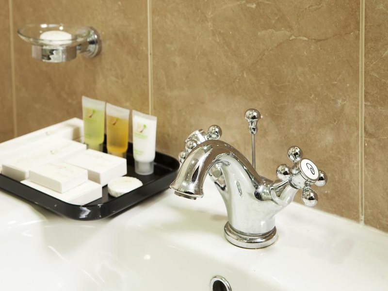 Al Waleed Palace Hotel Apartments Oud Metha Apt Std 270189