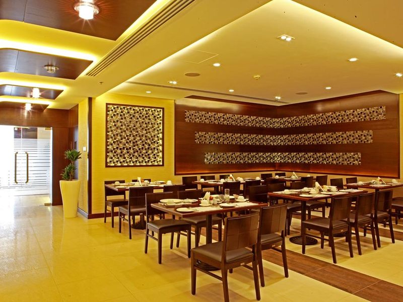 Al Waleed Palace Hotel Apartments Oud Metha Apt Std 272561