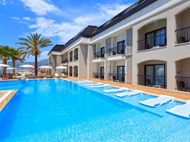Alaaddin Beach Hotel 183741