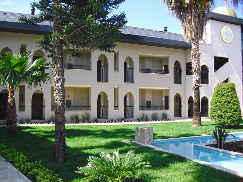 Alaaddin Beach Hotel 183744