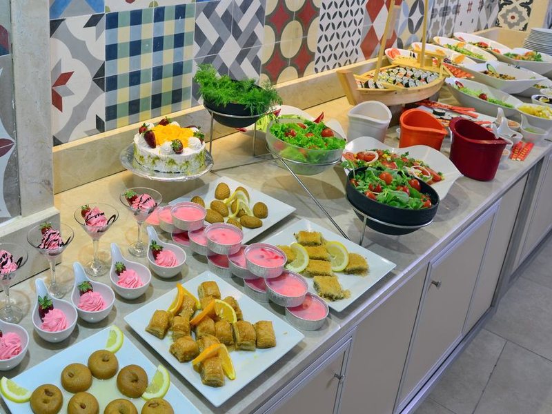 Alaaddin Beach Hotel 183756