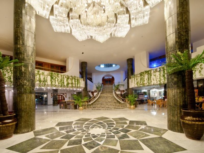 Aladdin Beach Resort 121371