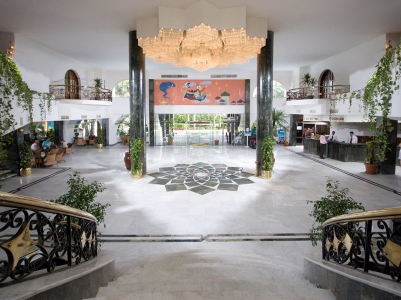 Aladdin Beach Resort 121374