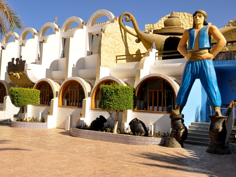 Aladdin Beach Resort 121380