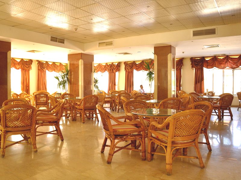 Aladdin Beach Resort 121381