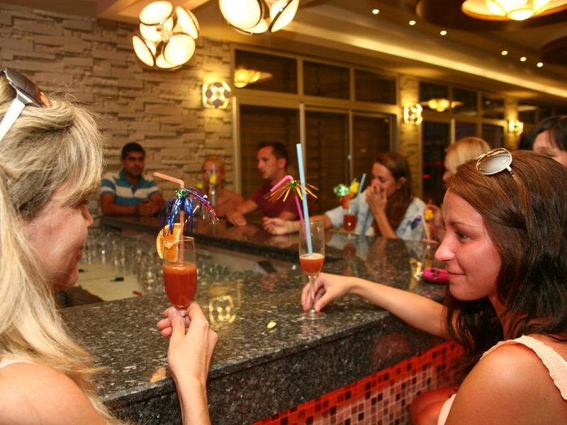 Alanya Beach Hotel 277714