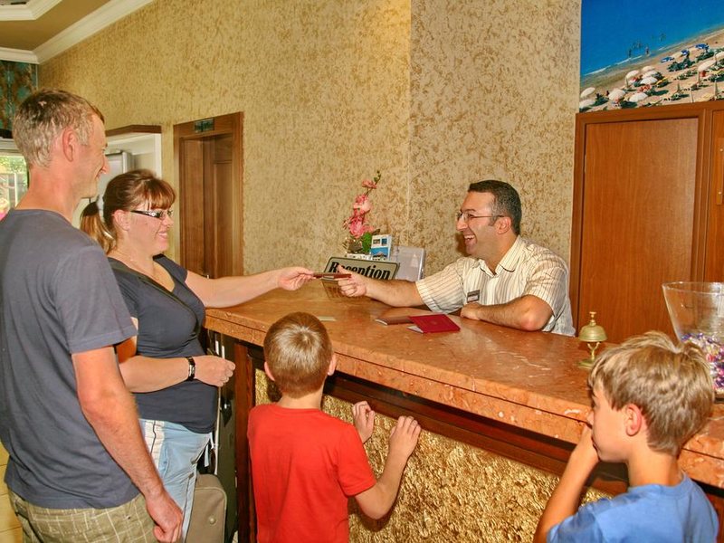 Alanya Beach Hotel 277718