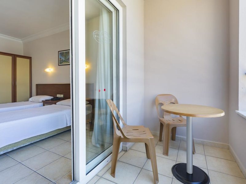 Alanya Beach Hotel 294270