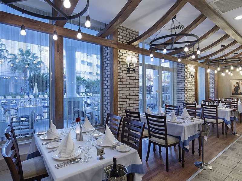 Alba Queen Hotel 157887