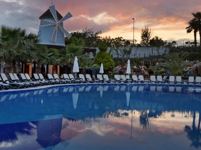 Alba Royal Hotel 157925