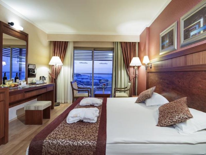 Alba Royal Hotel 157942