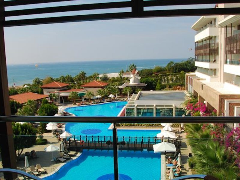 Alba Royal Hotel 157945