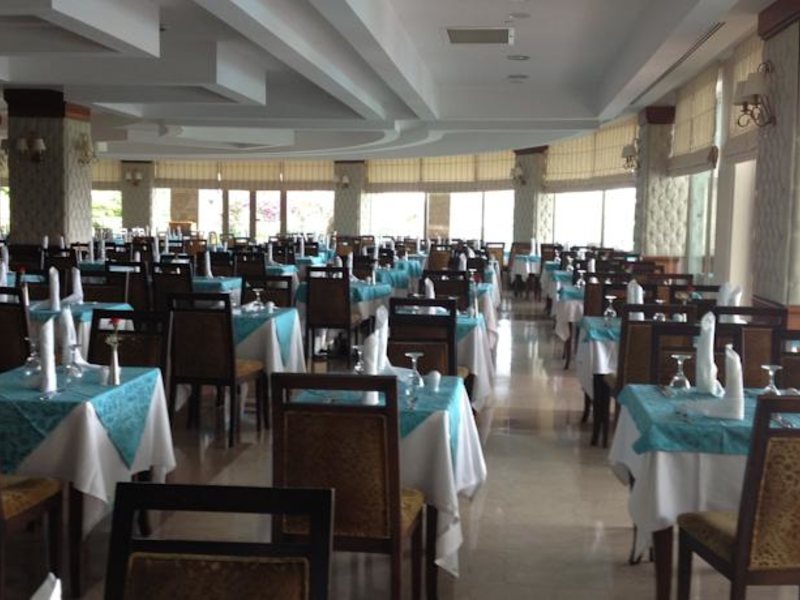 Alba Royal Hotel 157948