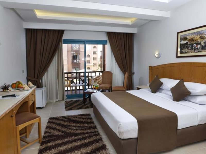 Albatros Aqua Park Resort  (ex 121995